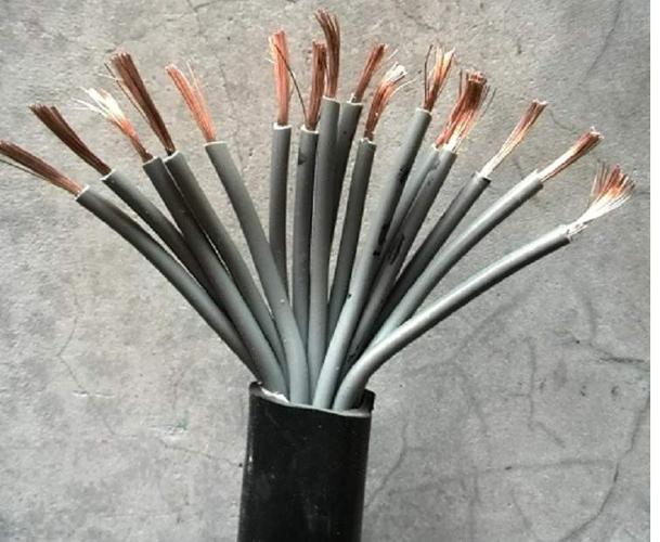 阻燃計算機電纜導線 工業數據安全的隱形防線